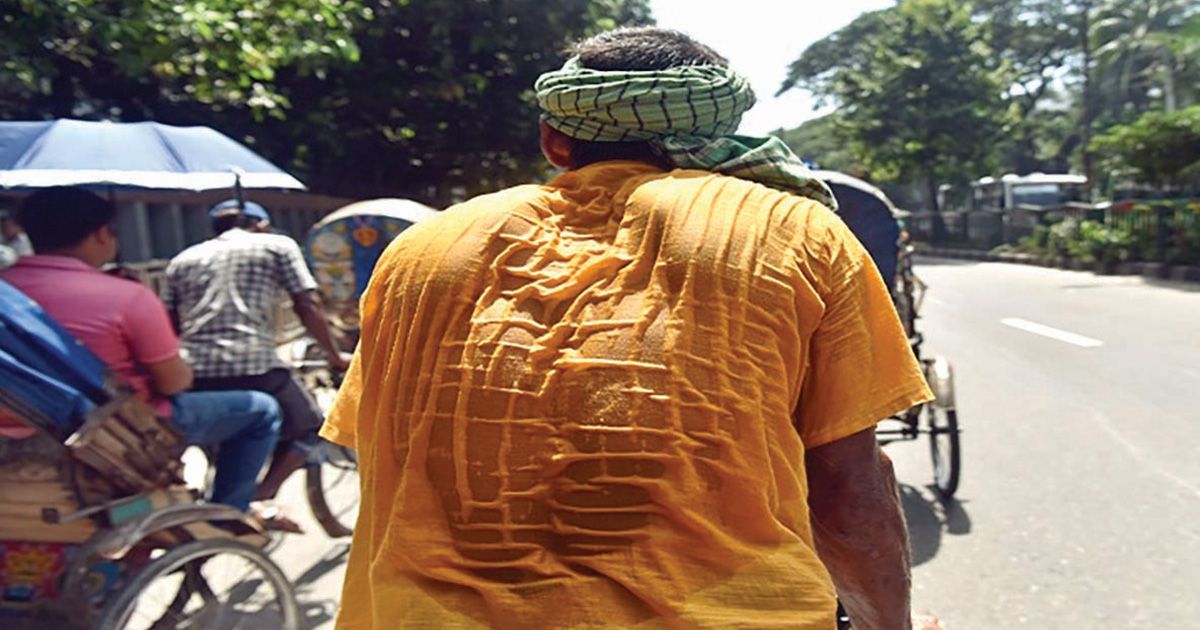Peoples-lives-have-been-disrupted-due-to-intense-heatwaves-across-the-country-The-maximum-temperature-is-38-degrees-Celsius