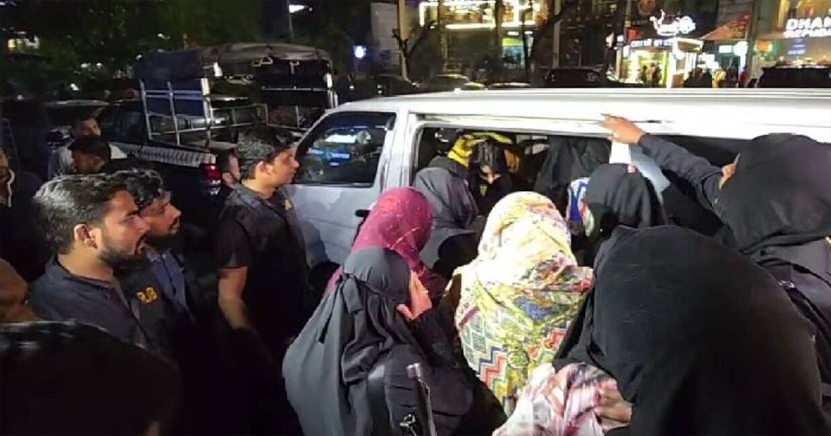 Anti-social-activities-arrested-behind-spa-center-in-Gulshan-28