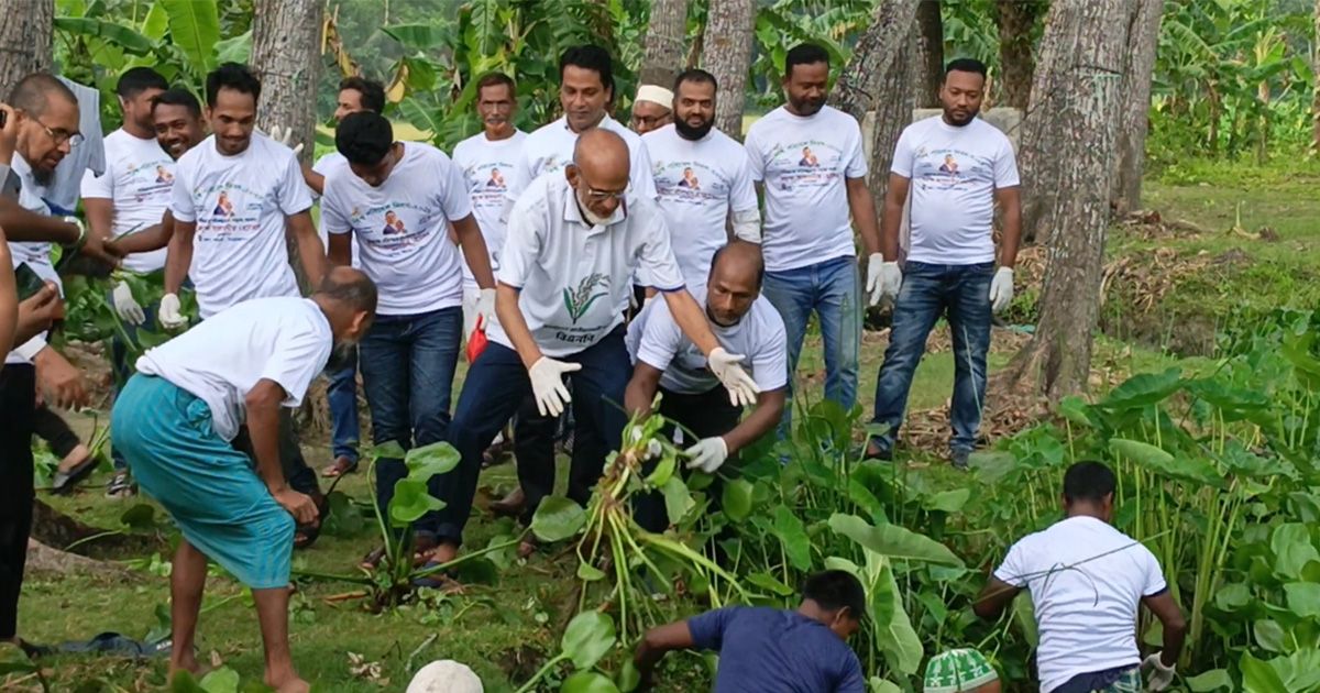 A-week-long-cleanliness-drive-started-in-Pirojpur-on-World-Environment-Day