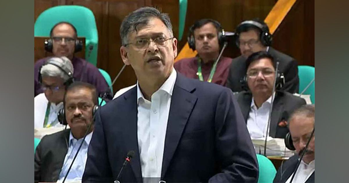 Killing-of-Bangladeshi-nationals-by-BSF-on-border-is-deplorable-and-a-clear-violation-of-human-rights-Home-Minister
