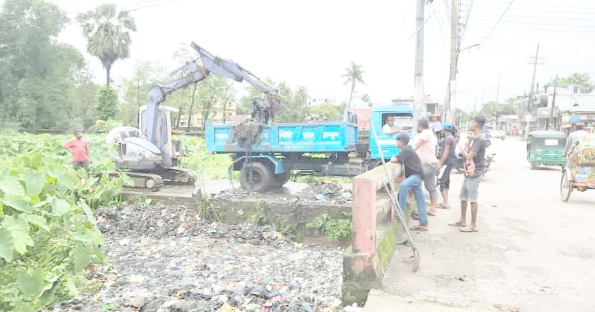 সুনামগঞ্জ পৌর শহরে পরিচ্ছন্নতা অভিযান শুরু