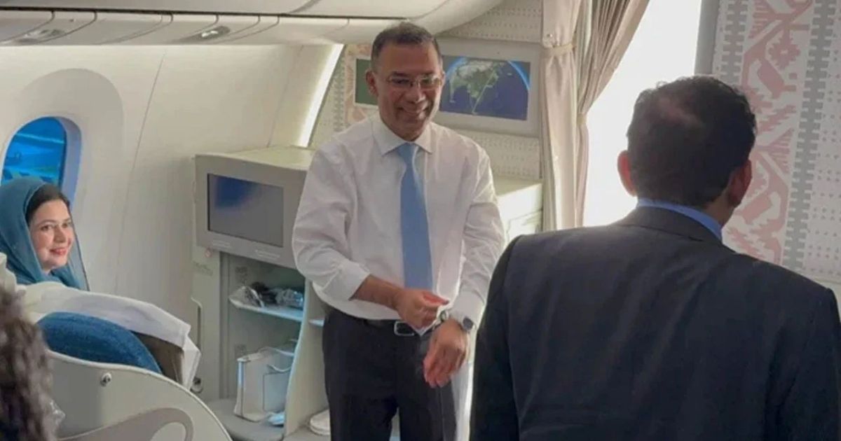 The-Prime-Minister-is-on-his-way-to-China-after-his-visit-to-Malaysia