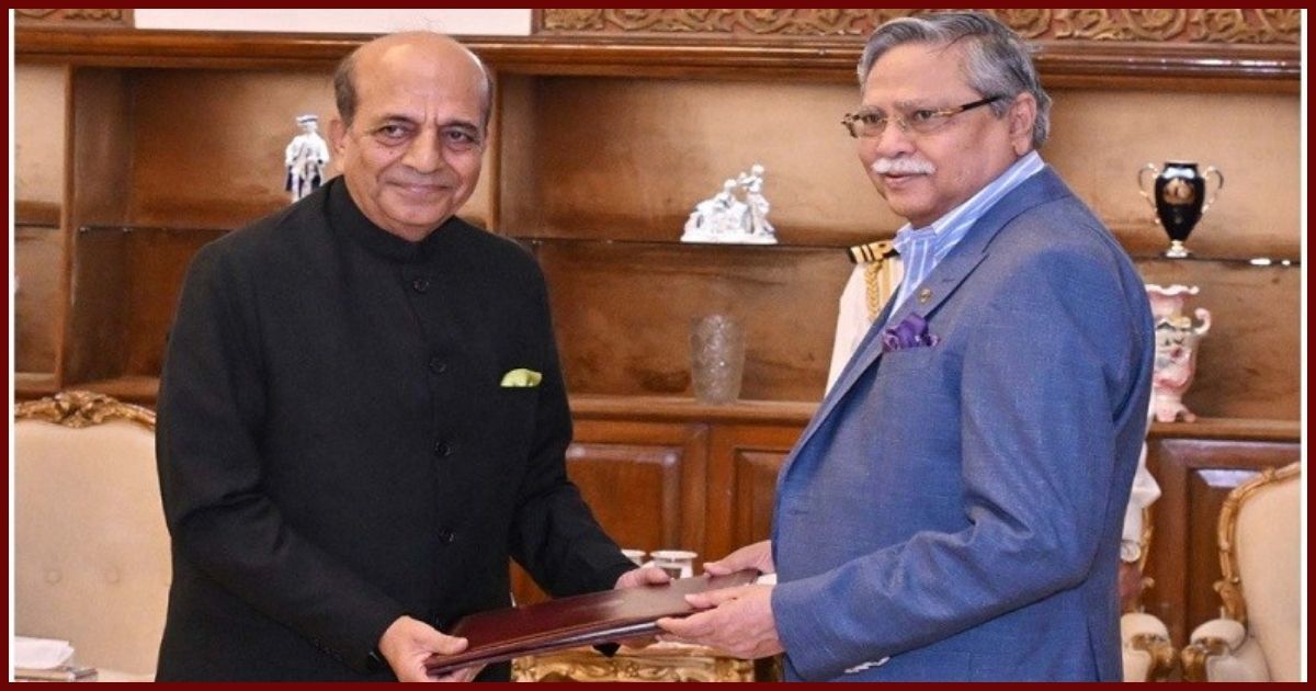 Presenting-identity-card-of-Indian-High-Commissioner-Dinesh-Trivedi-to-the-President
