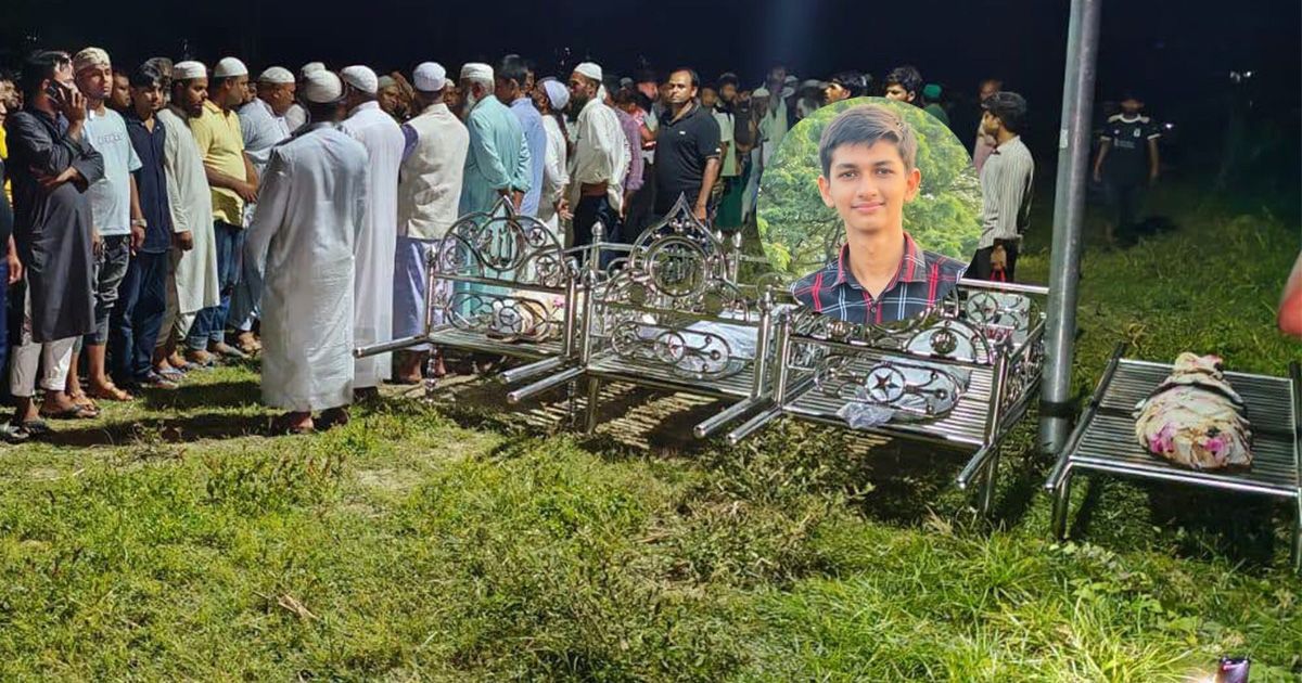 Besides-mother-Sifat-with-three-daughters-is-lying-in-eternal-sleep-in-4-graves