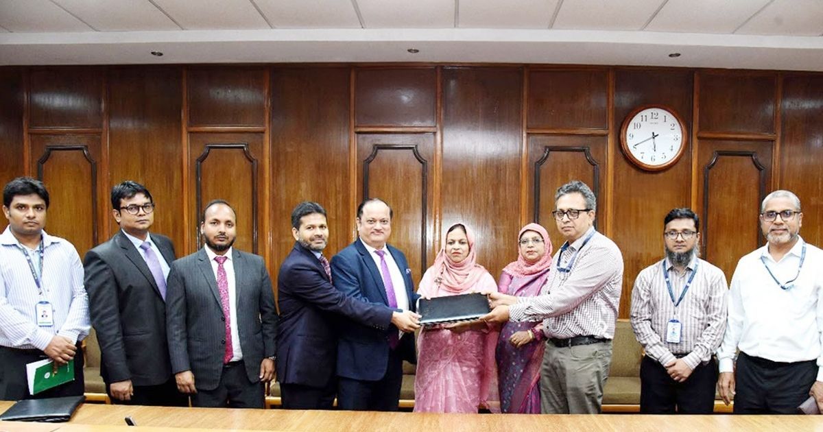 Agreement-signed-between-Bangladesh-Bank-and-Mercantile-Bank