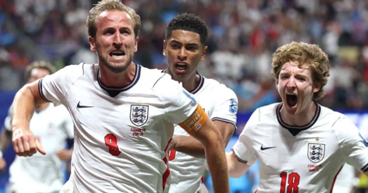 England-in-the-last-sixteen-with-Kanes-double-goal