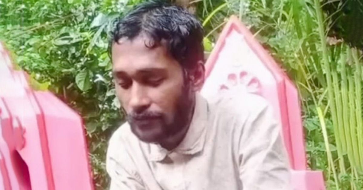 In-Patuakhali-the-son-was-arrested-for-killing-his-sleeping-father-with-a-stone