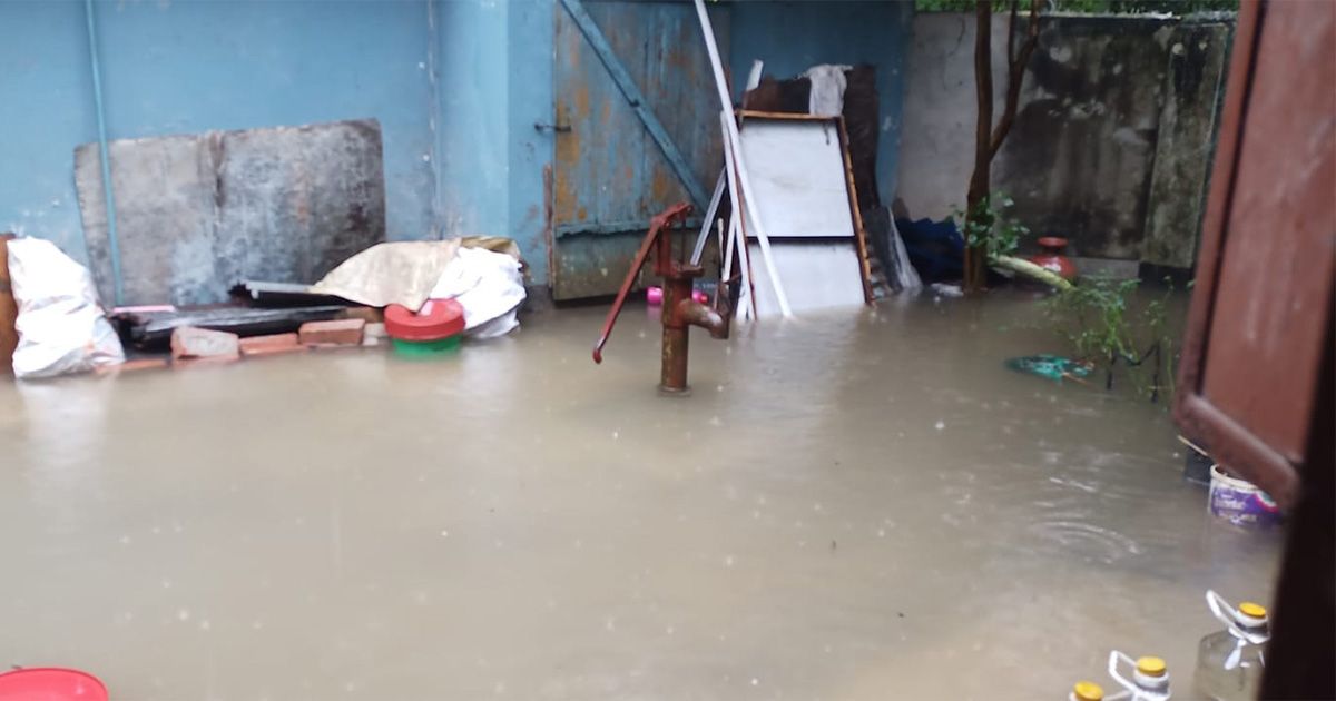 Residents-of-Narail-suffer-from-flooding-after-1-day-of-rain