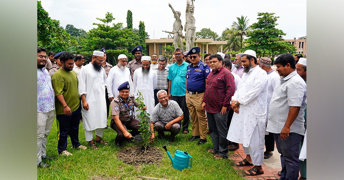 Plantation-program-was-held-in-joint-initiative-of-Kuwait-and-KMP