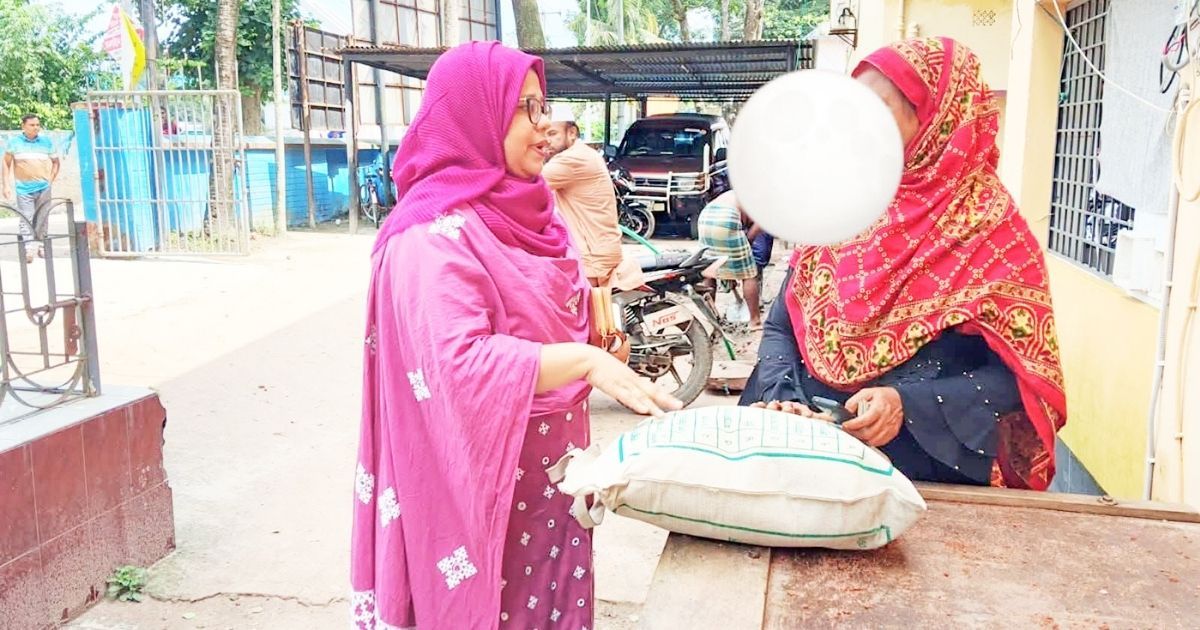 UNO-next-to-the-mother-child-abandoned-in-the-hospital-where-the-baby-girl-was-born