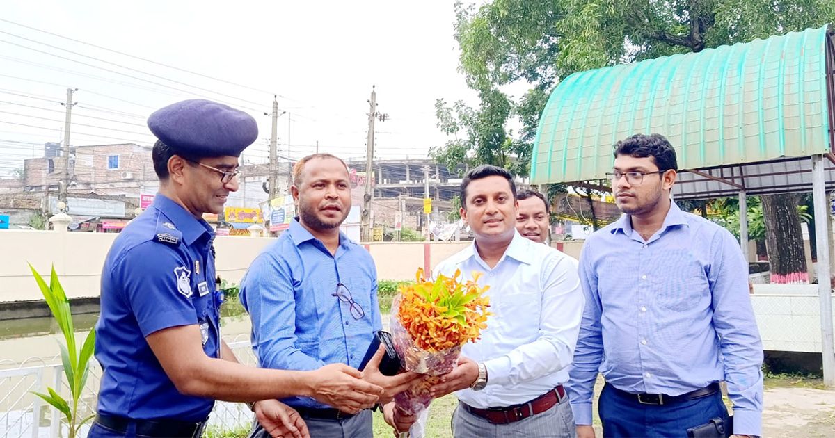 District-Commissioner-Saifur-Rahman-visited-various-development-projects