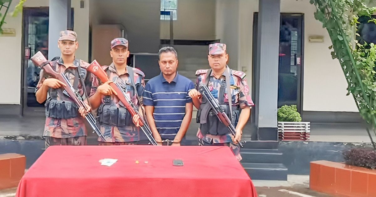 অর্ধকোটি টাকার স্বর্ণের বারসহ যশোরে যুবক আটক