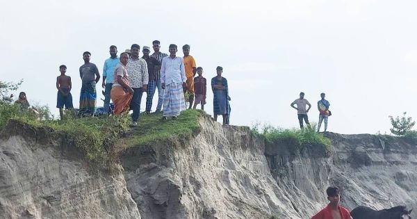 পদ্মার চরে ভাঙনে দিশেহারা আশ্রয়নসহ হাজার পরিবার