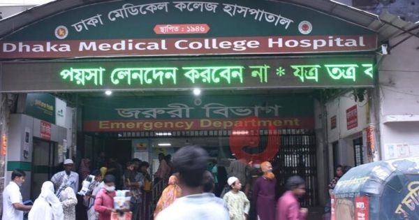 রাজধানীর আফতাবনগরে বহুতল 
ভবন থেকে পড়ে, নিহত ১