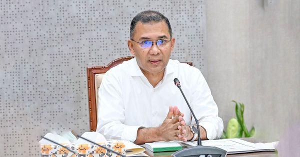 টিকে থাকতে উদ্ভাবনী ও টেকসই উৎপাদন পদ্ধতি গ্রহণ জরুরি: প্রধানমন্ত্রী