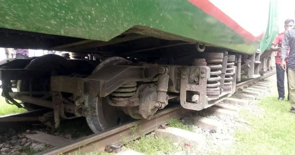 ঢাকা-ময়মনসিংহ-জামালপুর রুটে ট্রেন চলাচল বন্ধ