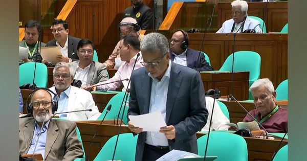 দুর্বল ব্যাংক পুনর্গঠনে ব্যয় ৪০ হাজার কোটি টাকা 