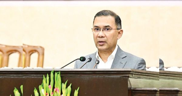 নিরাপত্তা কড়াকড়ি যেন জনগণের ভালোবাসা থেকে দূরে সরিয়ে না দেয়: এসএসএফকে প্রধানমন্ত্রী