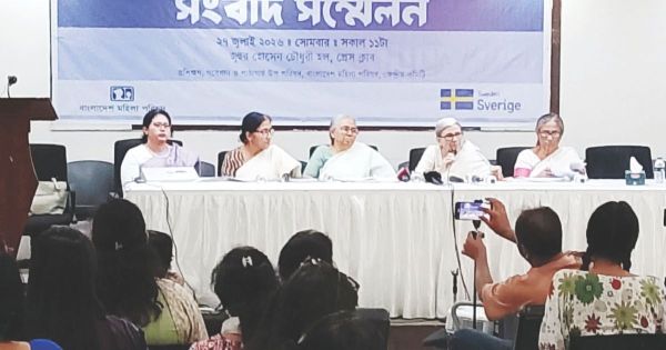 নারী ও কন্যাশিশুর বিরুদ্ধে সহিংসতা 
উদ্বেগজনকভাবে বেড়েছে
