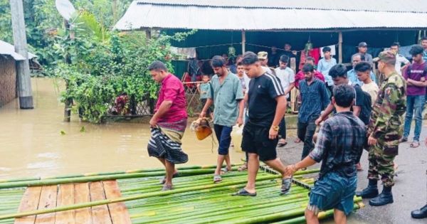 সাজেকে আটকে পড়া ৪২১ পর্যটককে উদ্ধার করল সেনাবাহিনী ও পুলিশ