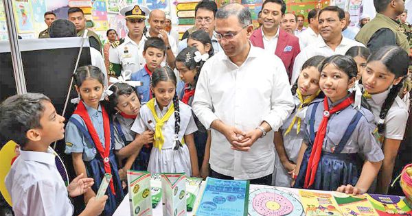 শিশুদের মানবিকভাবে গড়ে তুলতে শিক্ষকদের প্রতি প্রধানমন্ত্রীর আহ্বান