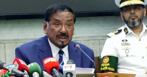রাষ্ট্রপতির দায়িত্ব গ্রহণ করেছি: সাংবাদ সম্মেলনে স্পিকার