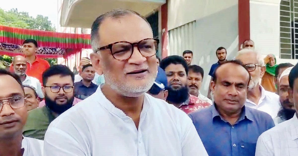আগামী ১মাসের ভেতর আলুর দাম কিছুটা বাড়তে পারে: বাণিজ্য উপদেষ্টা