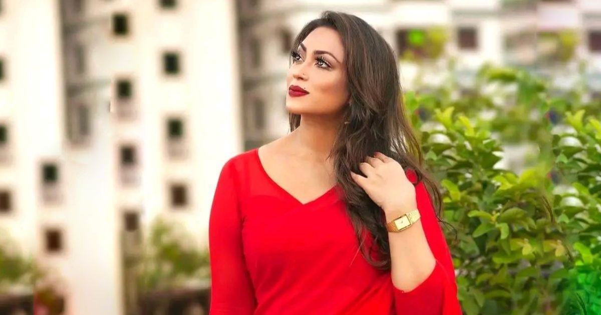 নিজের ভিত শক্ত না করে সবকিছু বিলিয়ে দেওয়া উচিত নয়: পপি