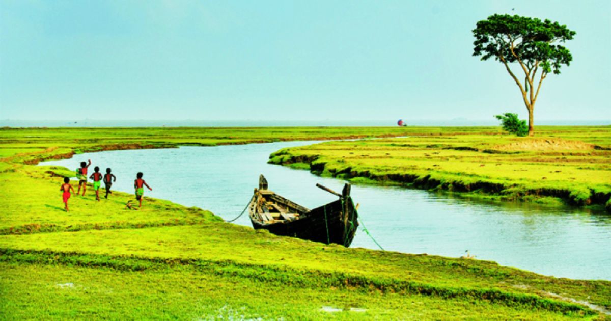 দেশপ্রেম নয়, নিজপ্রেমই এখন জাতির দর্শন?