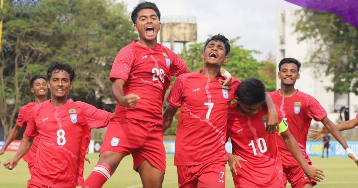 পাকিস্তানকে উড়িয়ে ফাইনালে বাংলাদেশ