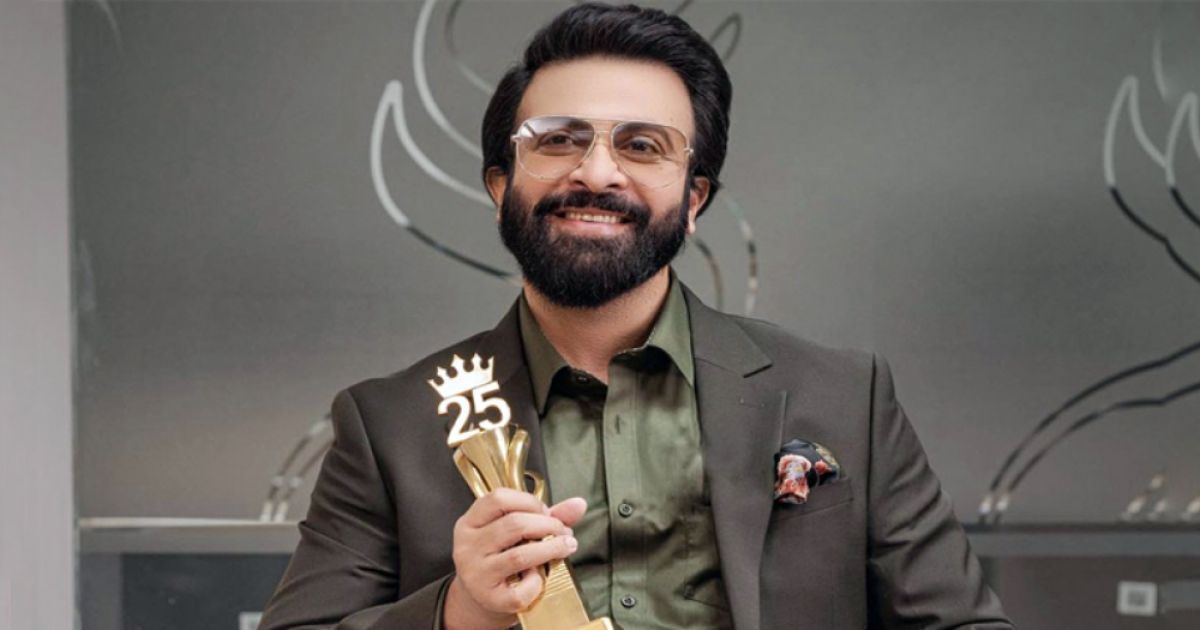 সম্মাননা পেয়ে যা বললেন শাকিব খান