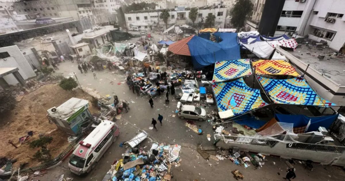 গাজার আল-শিফা হাসপাতালে ইসরায়েলের বেপরোয়া হামলা