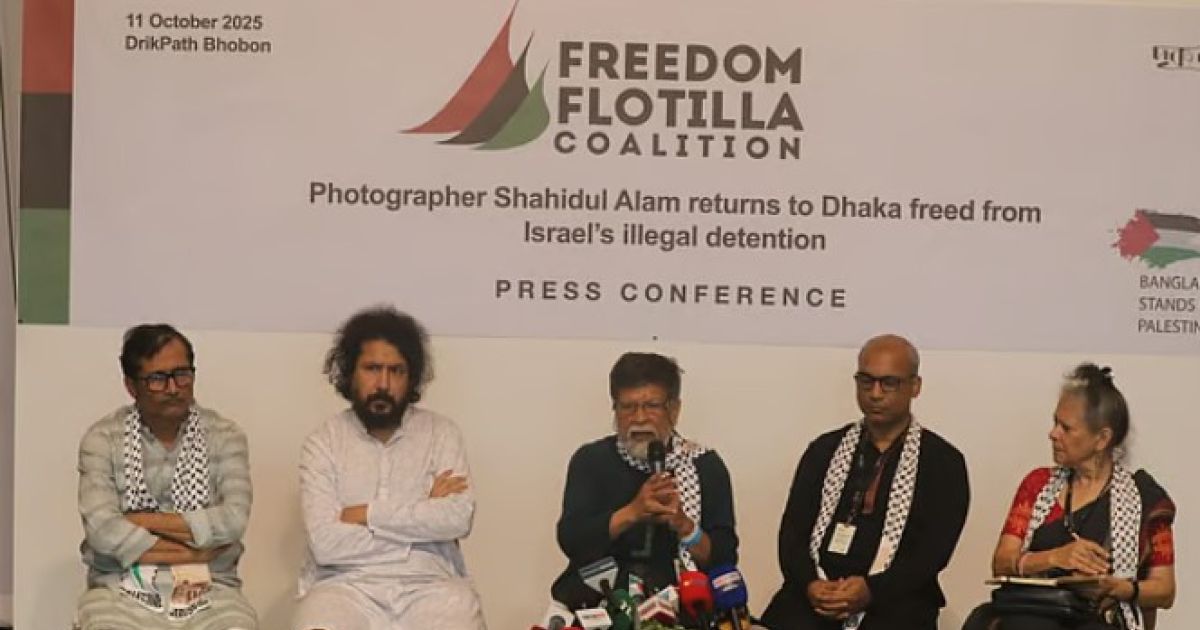 ইসরায়েলি সেনারা মেশিনগান নিয়ে সেলে ঢুকে যেত